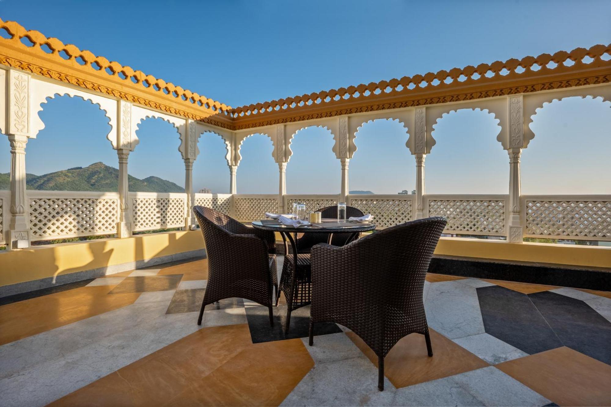 Sterling Balicha Udaipur Hotel Exterior foto