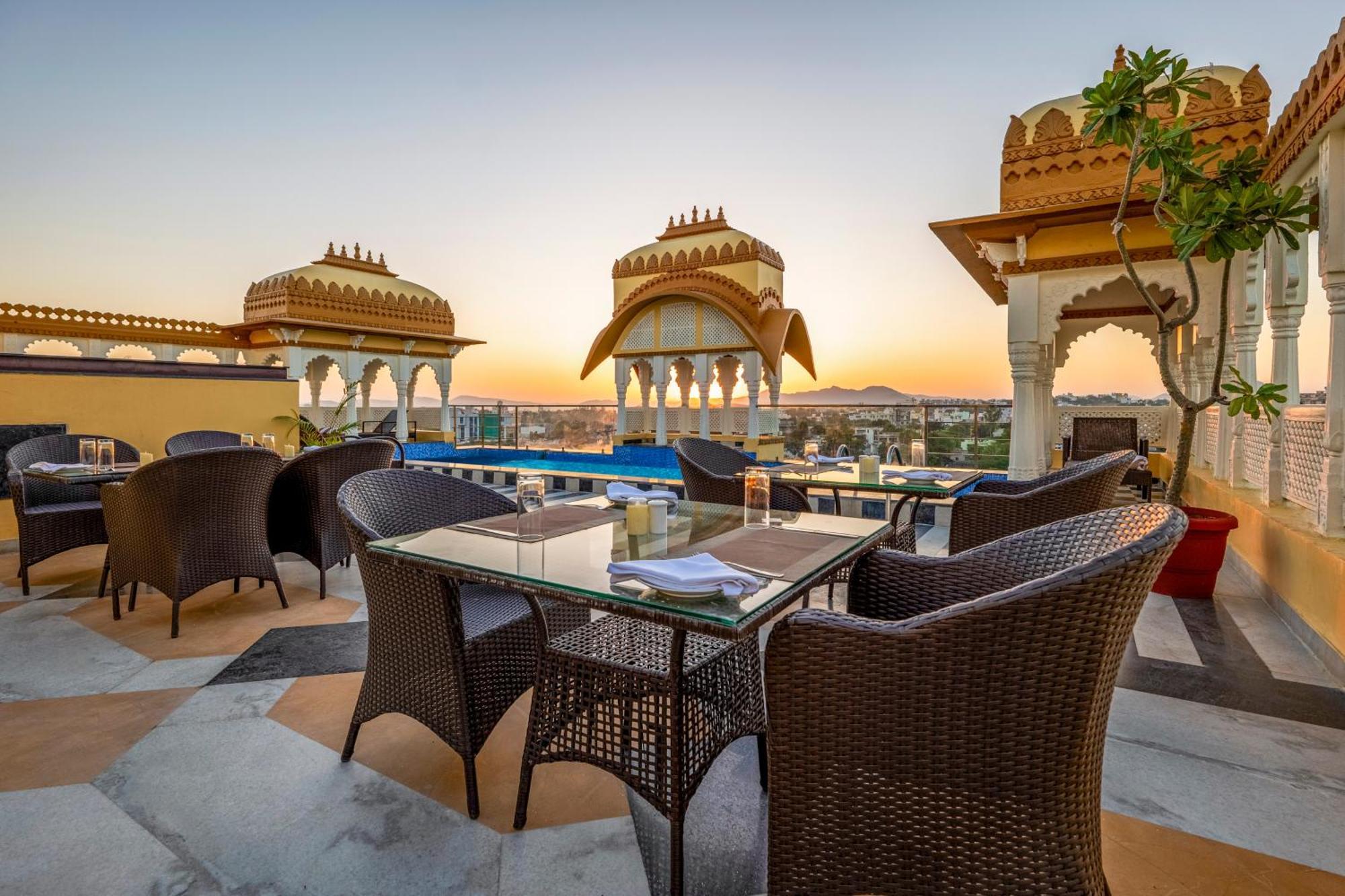 Sterling Balicha Udaipur Hotel Exterior foto