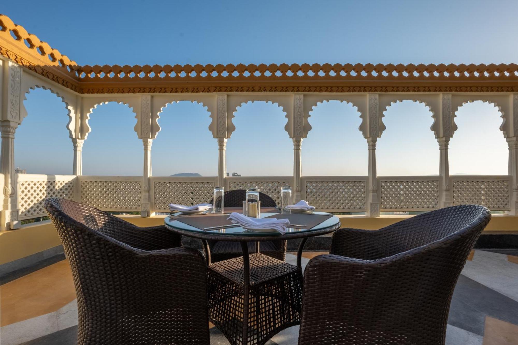 Sterling Balicha Udaipur Hotel Exterior foto
