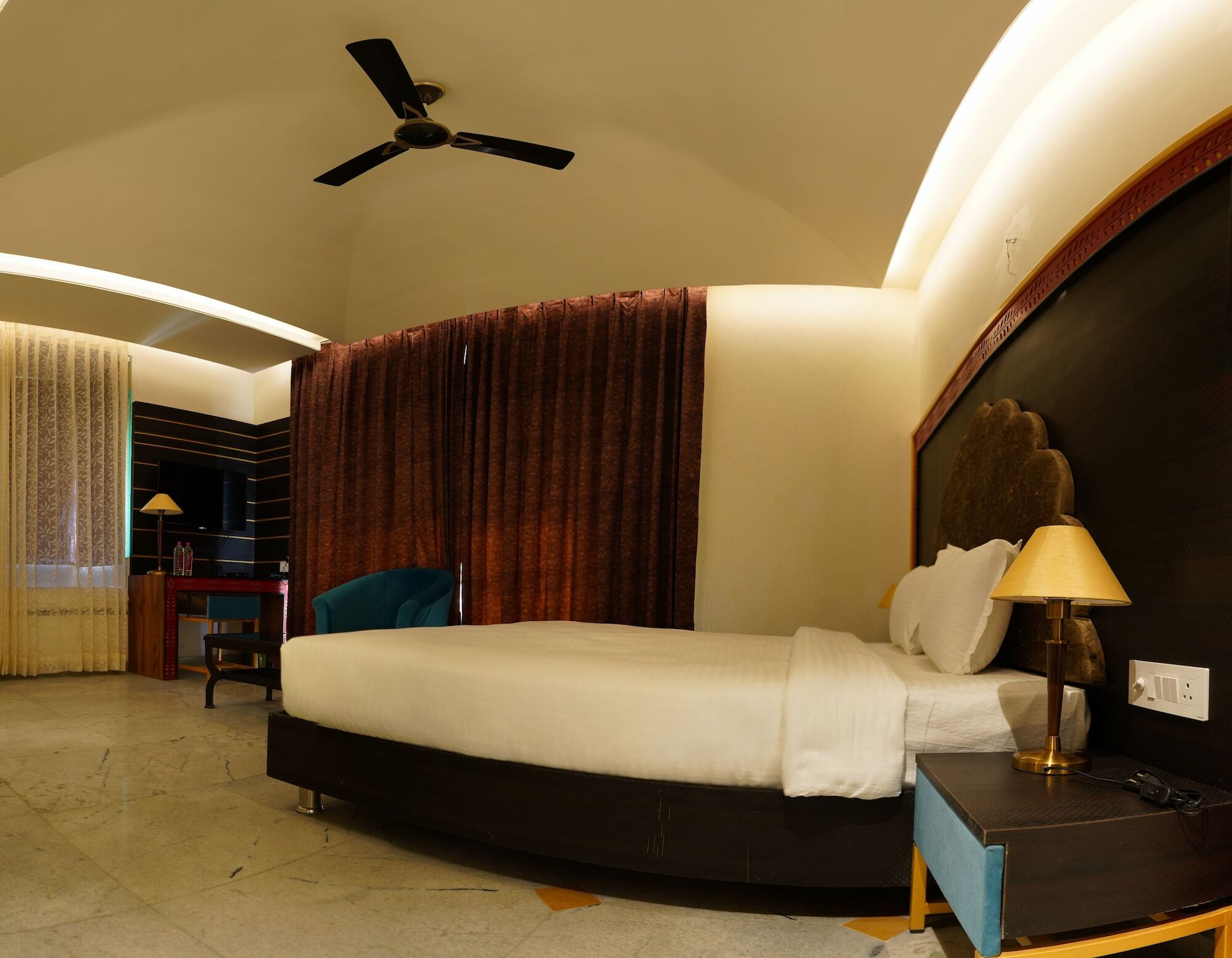 Sterling Balicha Udaipur Hotel Exterior foto